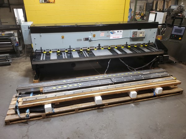 Amada Mechanical Squaring Shear